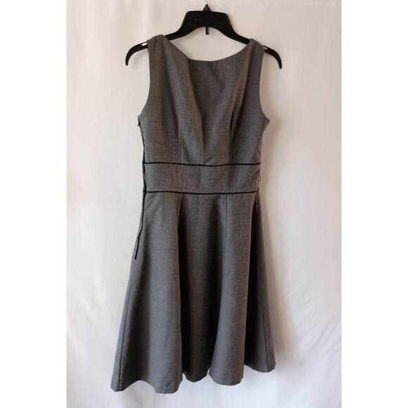H&M Fit & Flare Gray Sleeveless Dress Size 6 Fully Lined Stretch Side Zip - Picture 5 of 10